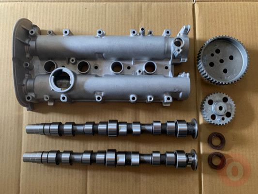 036103473R  VOLKSWAGEN  POLO BKY MOTOR 1.4 KÜLBÜRATÖR KAPAĞI SET(2 EKSANTRİK MİLİ+2 DİŞLİ)