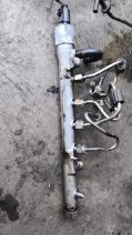 03l 130 089 b audi a4 1.6 Cay motor rail boru