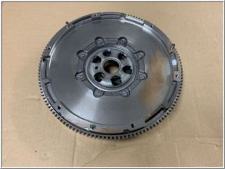 04E105266D  SIFIR MOTOR SÖKMESİ CZD VOLANT SETİ