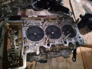 06E 103 374 A BDW 2.4 V6 AUDİ A6 C6 ÇIKMA SAĞ TARAF SİLİNDİR KAPAK 06E103374A