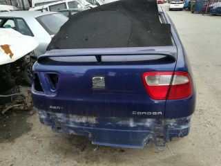 2001 model seat cordoba mavi renk hatasız çıkma arka bagaj kapağı