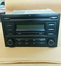 RCD 200 Volkswagen marka araçlara uygun teyp RADİO MP3