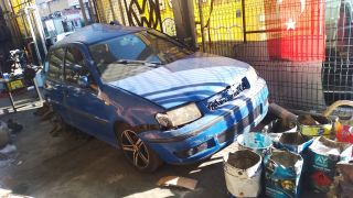 vw 2001 çıkma orjinal polo ön kaput kapılar ahw kodlu komple motor vites mekanizması sağ sol ayna silecek kolu depo tekerlekler kapı kolları göğüs komple silecek motoru ön cam km saati üflemeler direksion komple el fren tabancası torpido kapağı koltuklar sinyal kolu kapı döşemeleri ön sağ sol cam si