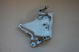 vw golf jetta çıkma motor takozu braketi motor kulağı orijinal 04e 188 275 , 04e 199 275 