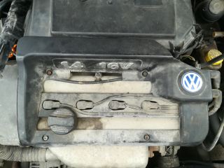 vw polo çıkma motor üst plastiği 1.4 16v 2001 model