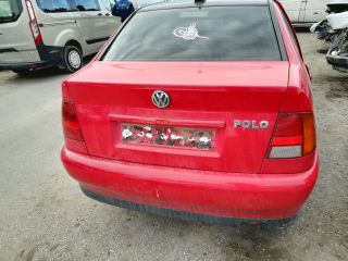 vw polo classıc 1999 model çıkma orijinal kırmızı renk hatasız arka bagaj