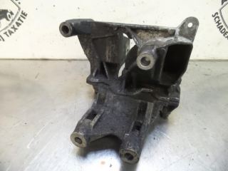 vw transporter t5 2.5 tdi çıkma motor kulağı braketi takozu 070199343b , 070 199 343 b 